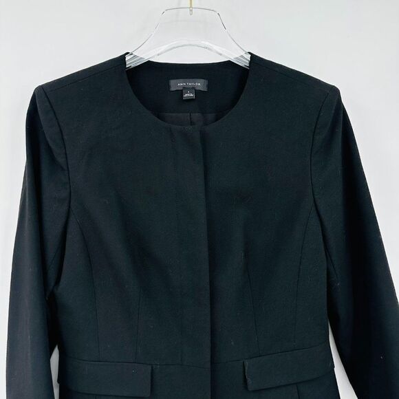 Ann Taylor Size 6 Black Hidden Button Up Career Blazer Jacket 3/4 Sleeve Stretch - Picture 2 of 7